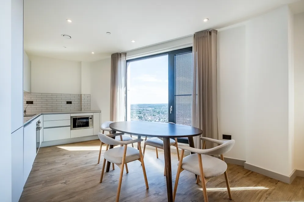 The Eades, 11 Selborne Road London E17 photo 3