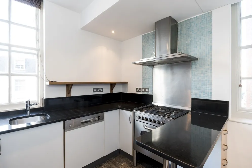Sheffield Terrace London W8 photo 5