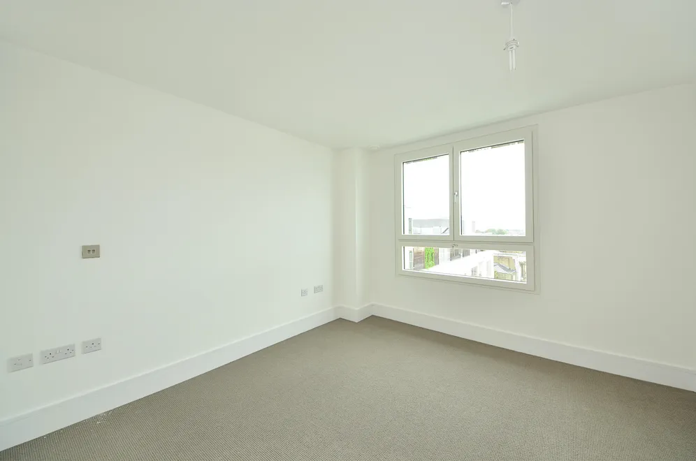 St. Luke's Avenue Clapham SW4 photo 4