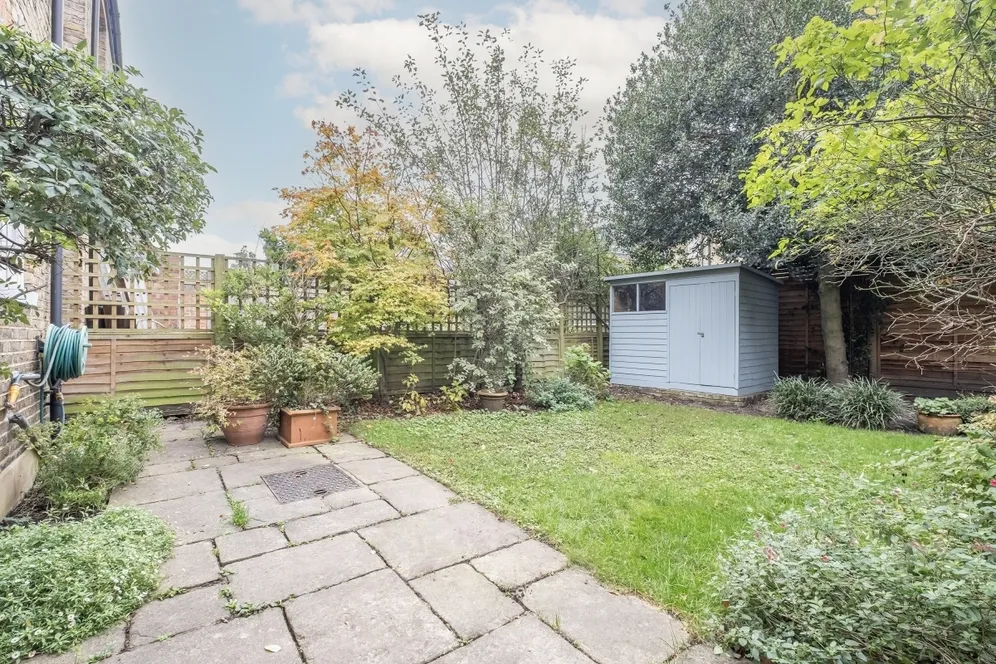 Cresswell Road, Twickenham TW1 photo 16
