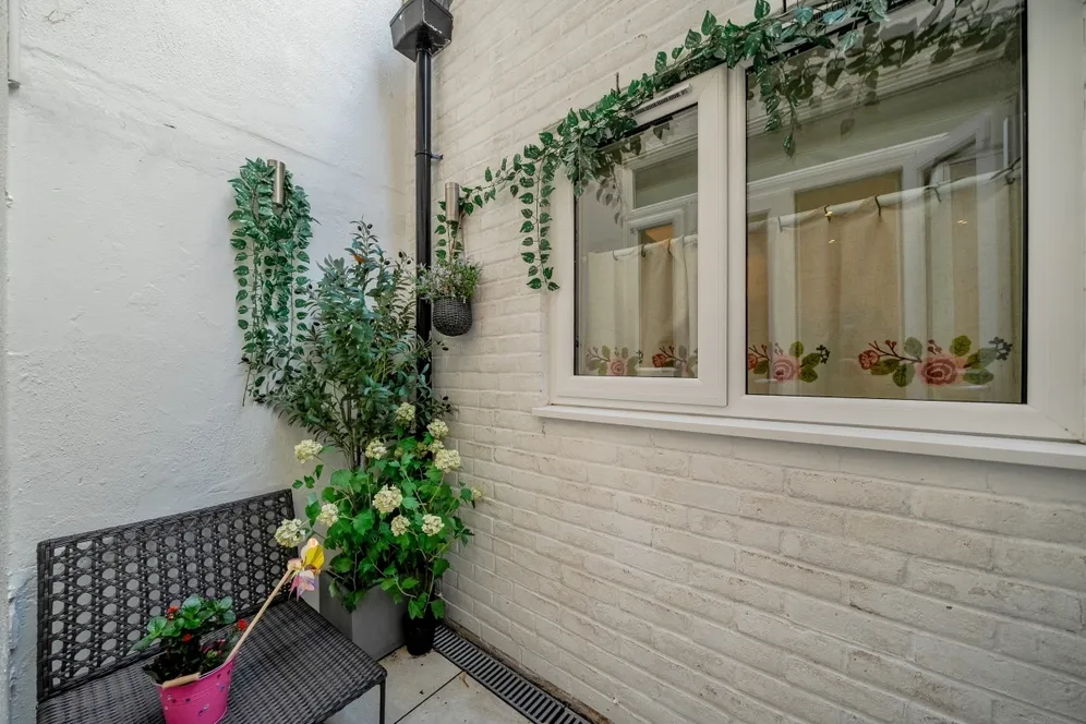 Redcliffe Square London SW10 photo 19