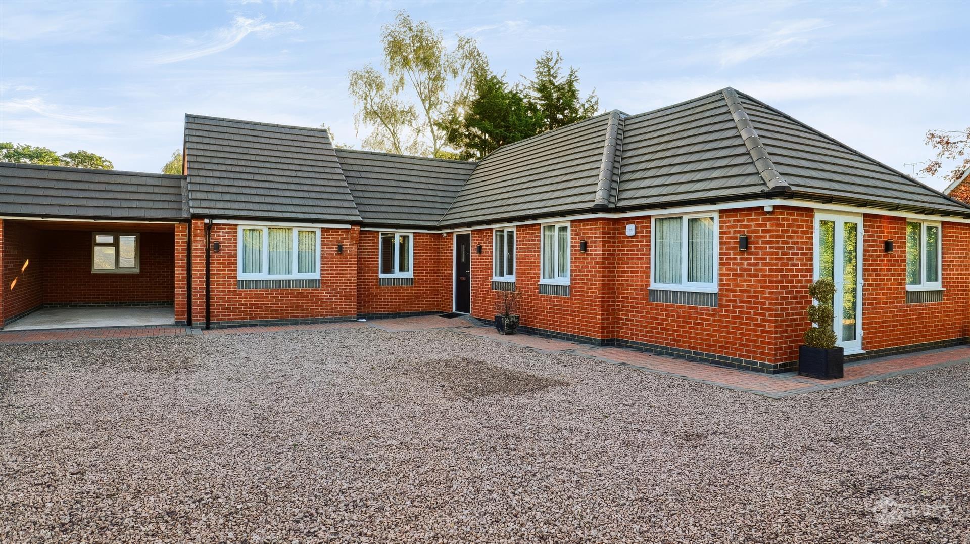 Coventry Road, Hinckley Image 1