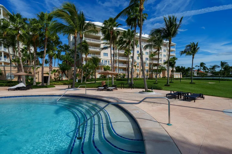 Ocean Club Residences Paradise Island