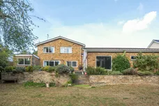 Silverthorn Drive, Hemel Hempstead, HP3 photo 15