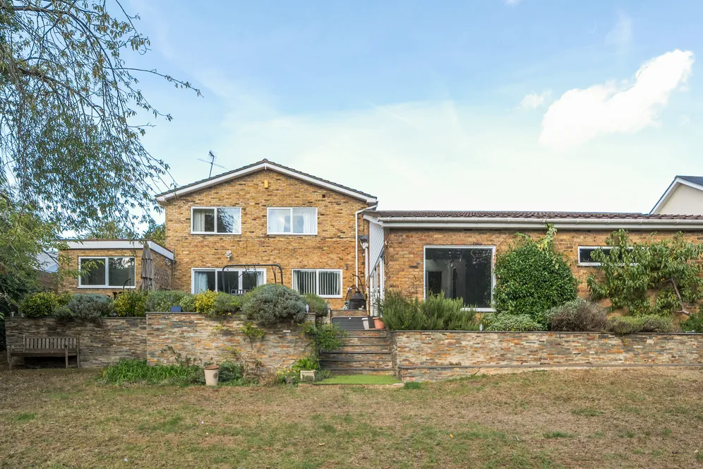 Silverthorn Drive, Hemel Hempstead, HP3 photo 15