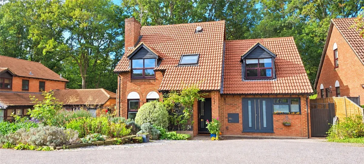 The Oaks, Tadley, RG26