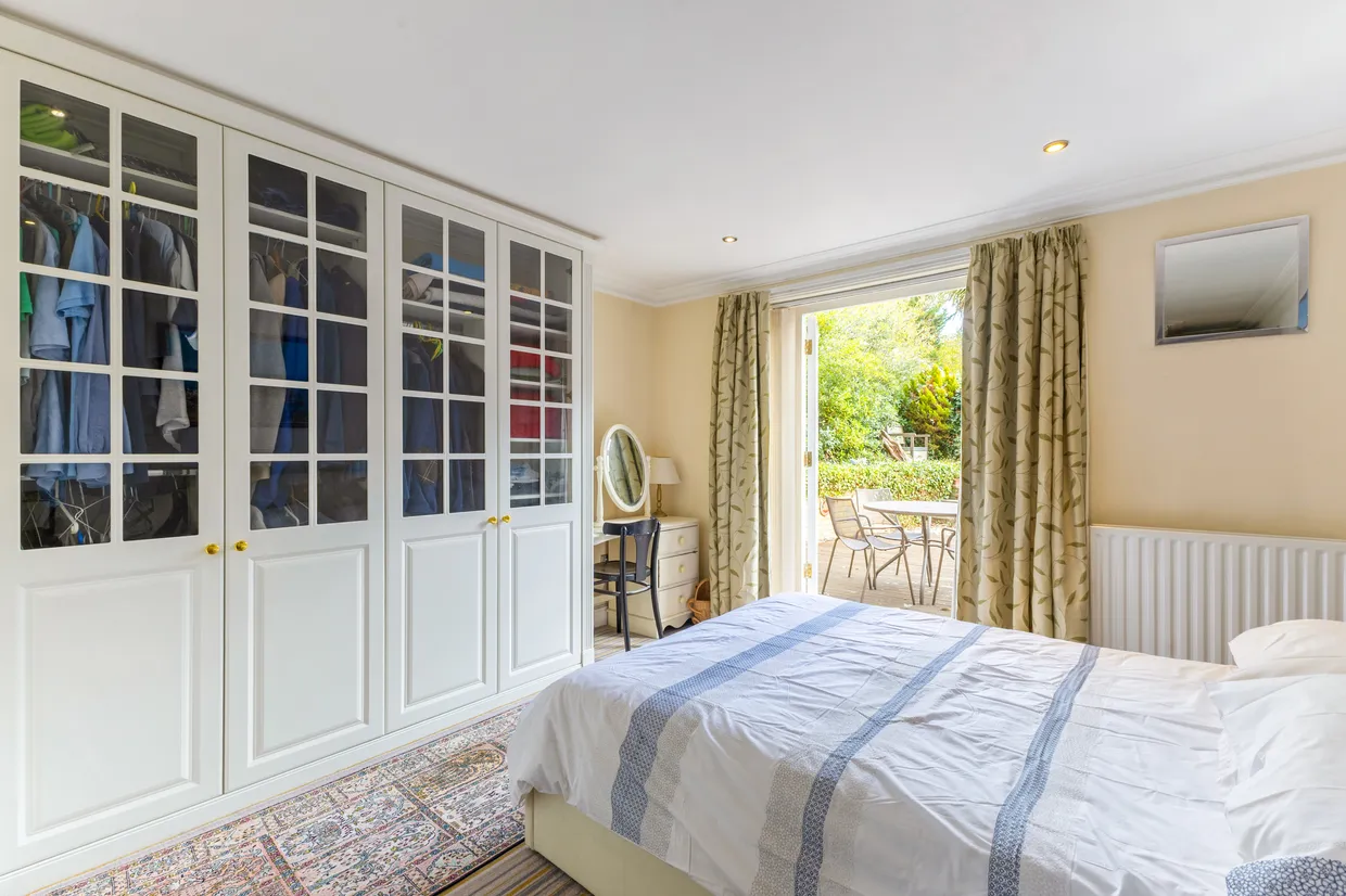 North Lodge, Teddington, TW11 photo 7