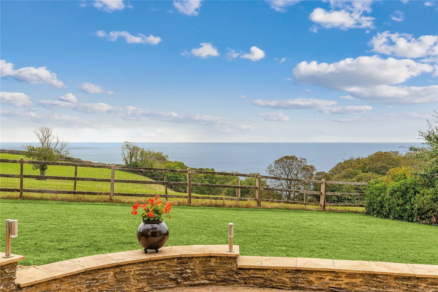 Strete, Dartmouth, TQ6 photo 14