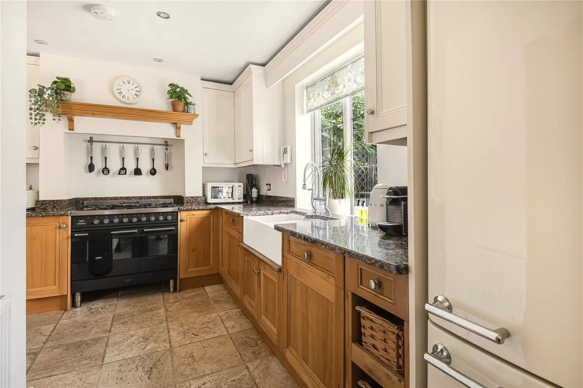 High Street, Wargrave, Reading, Berkshire, RG10