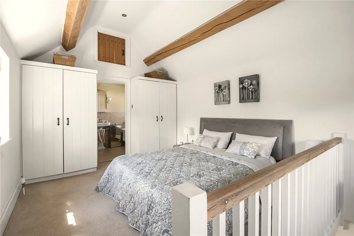 High Street, Wargrave, Reading, Berkshire, RG10