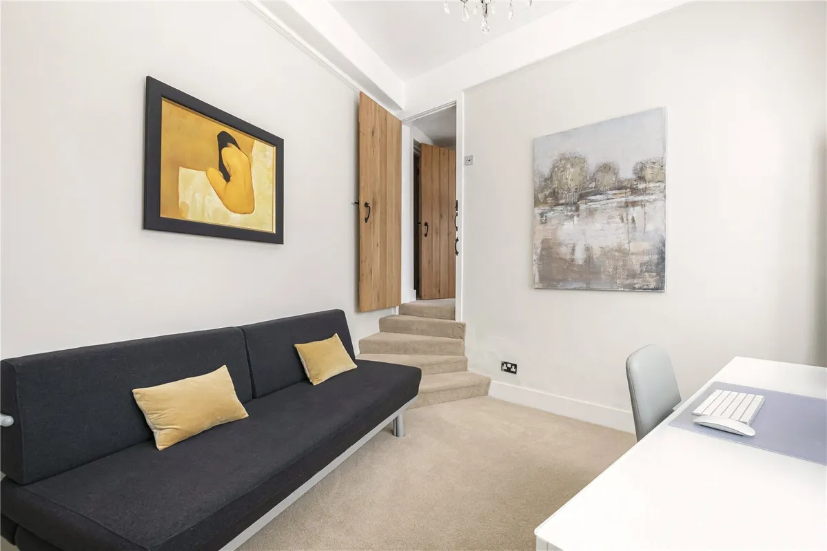 High Street, Wargrave, Reading, Berkshire, RG10