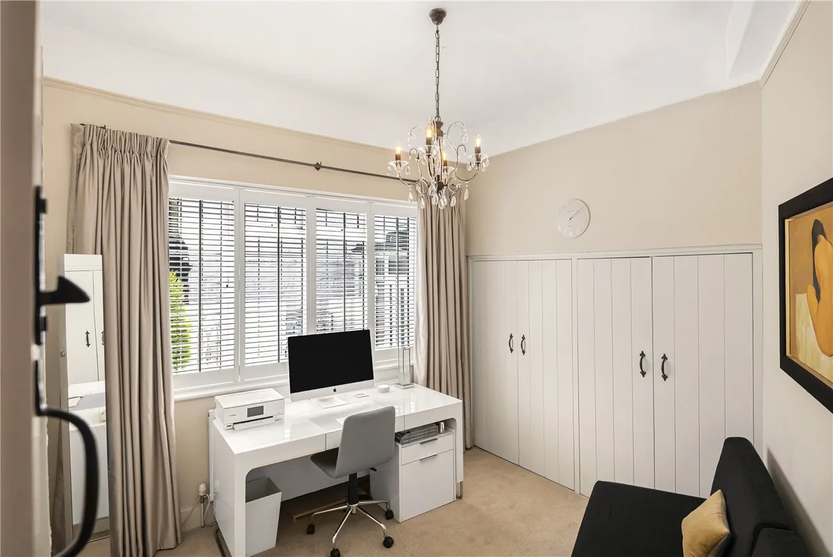 High Street, Wargrave, Reading, Berkshire, RG10