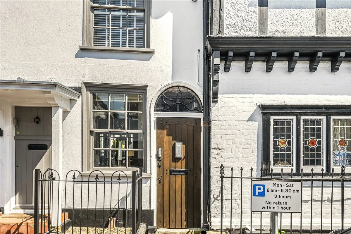 High Street, Wargrave, Reading, Berkshire, RG10