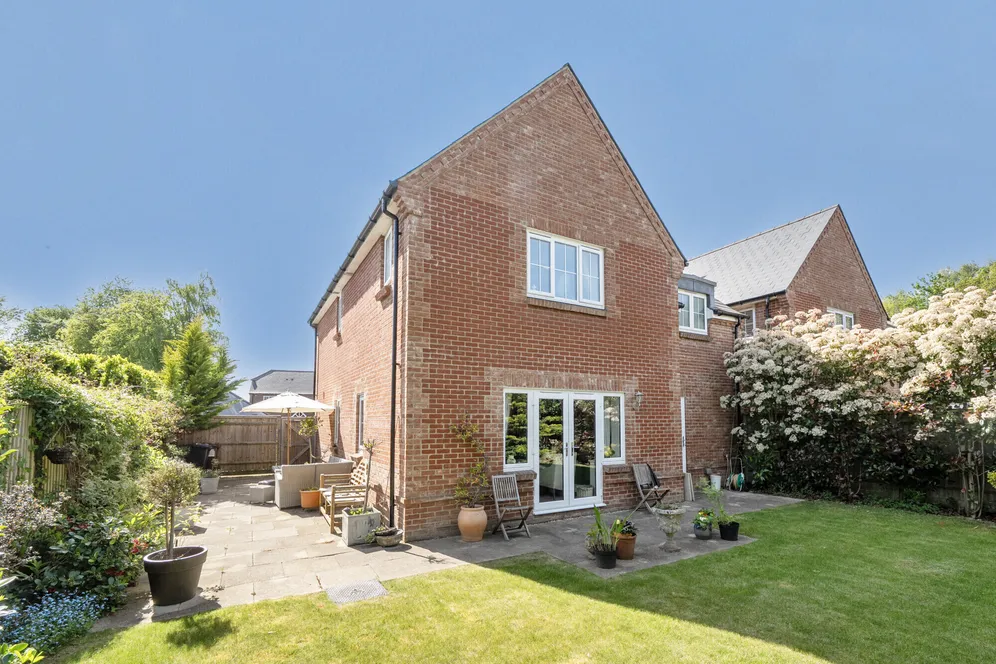 Maddoxwood, Chichester, PO19 photo 16