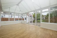 Raeburn Avenue The Crossways KT5 photo 19