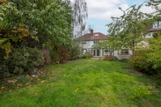 Raeburn Avenue The Crossways KT5 photo 10