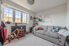 Dene Close, Playhatch, Reading, RG4 photo 15