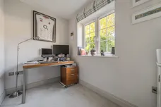 Dene Close, Playhatch, Reading, RG4 photo 16