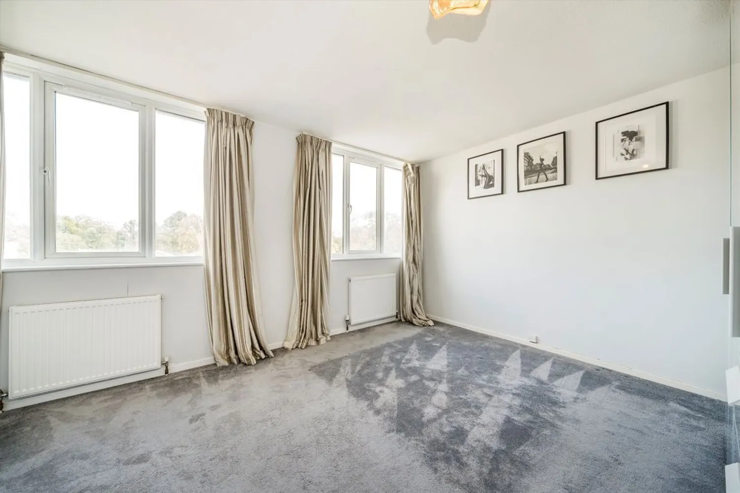 Silver Tree Close, Walton-On-Thames, KT12 photo 5