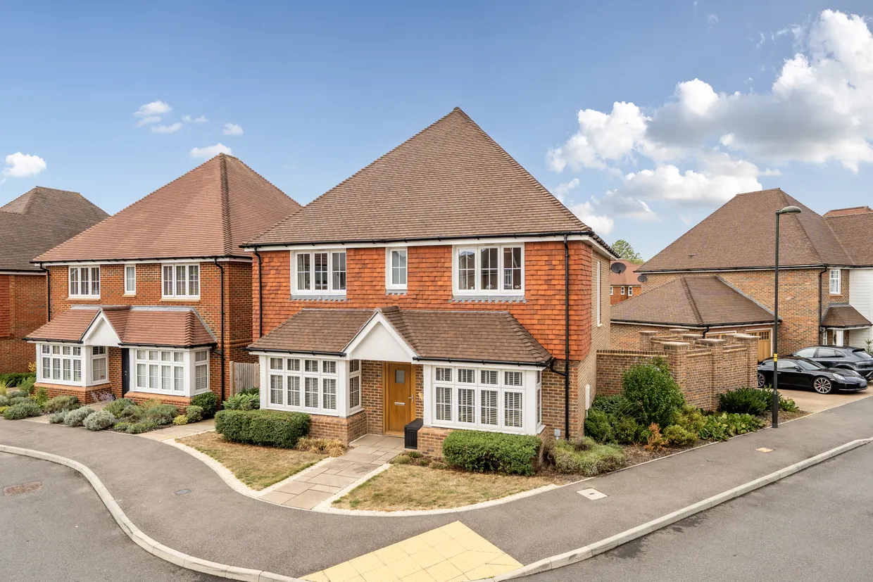Tilney Drive, Horsham, RH12 photo 1