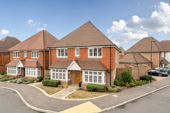 Tilney Drive, Horsham, RH12