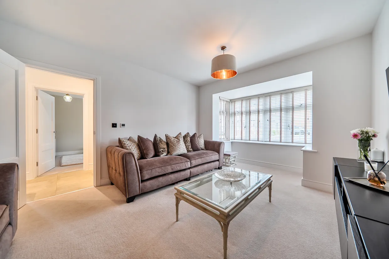Tilney Drive, Horsham, RH12 photo 3