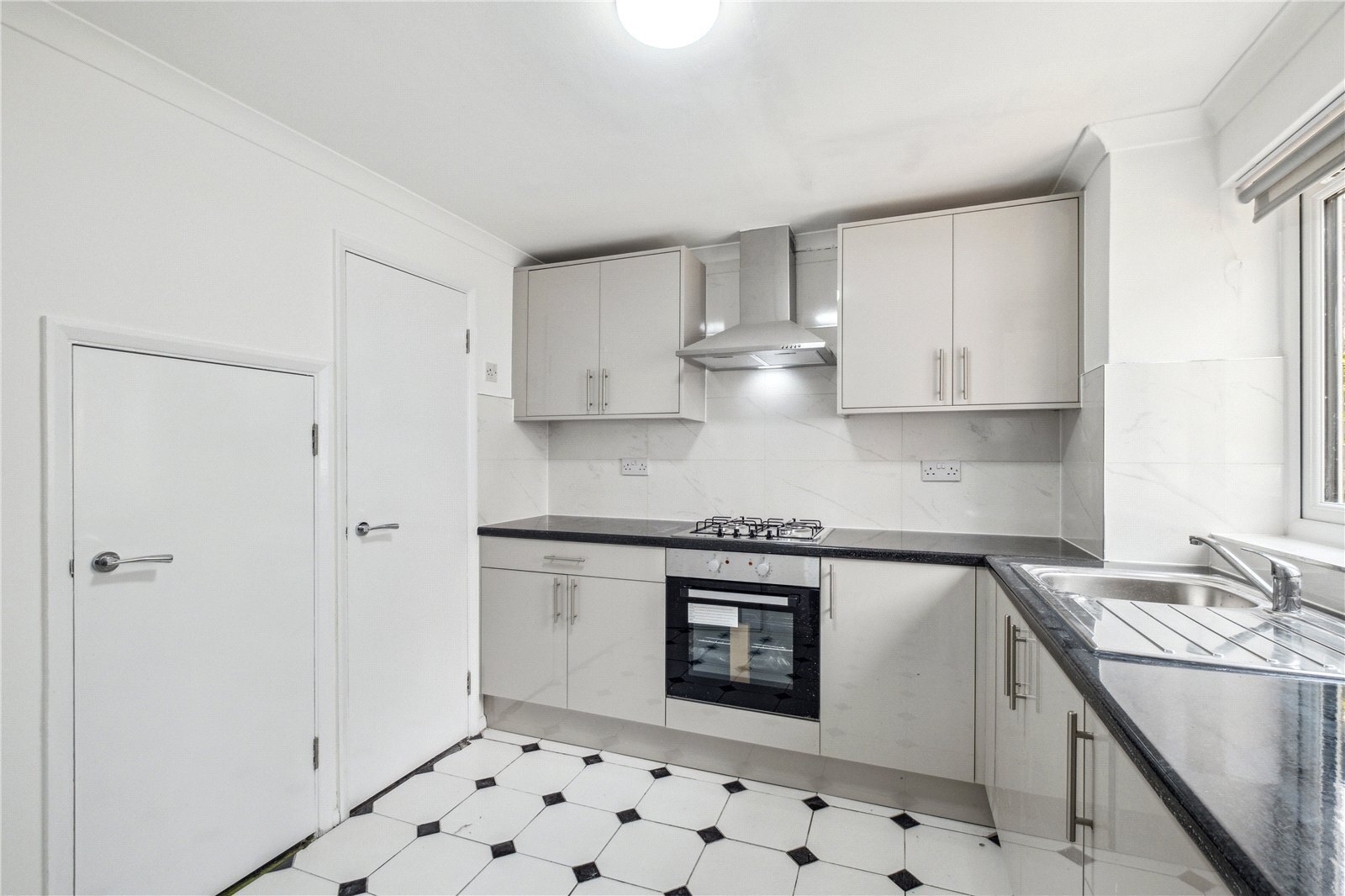 Shirley Street, Canning Town, London, E16 Image 1
