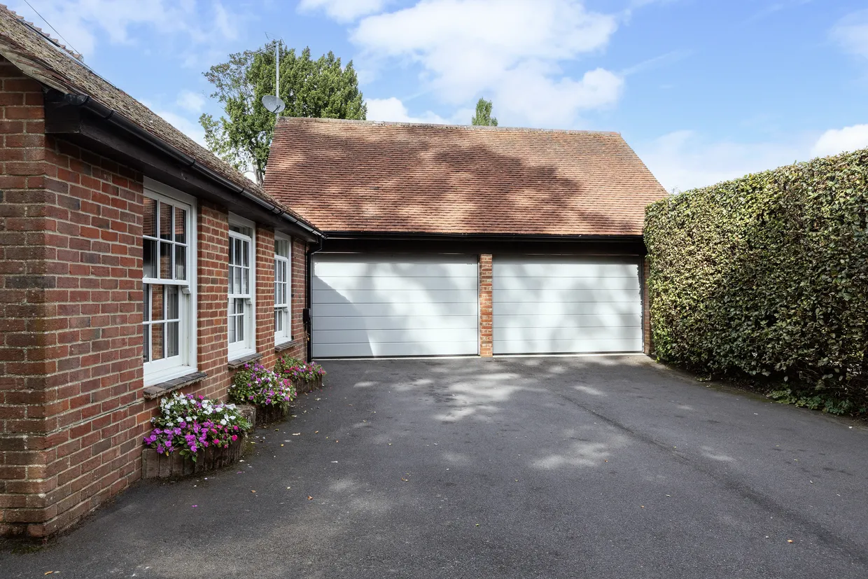 Chawton, Hampshire, GU34 photo 21