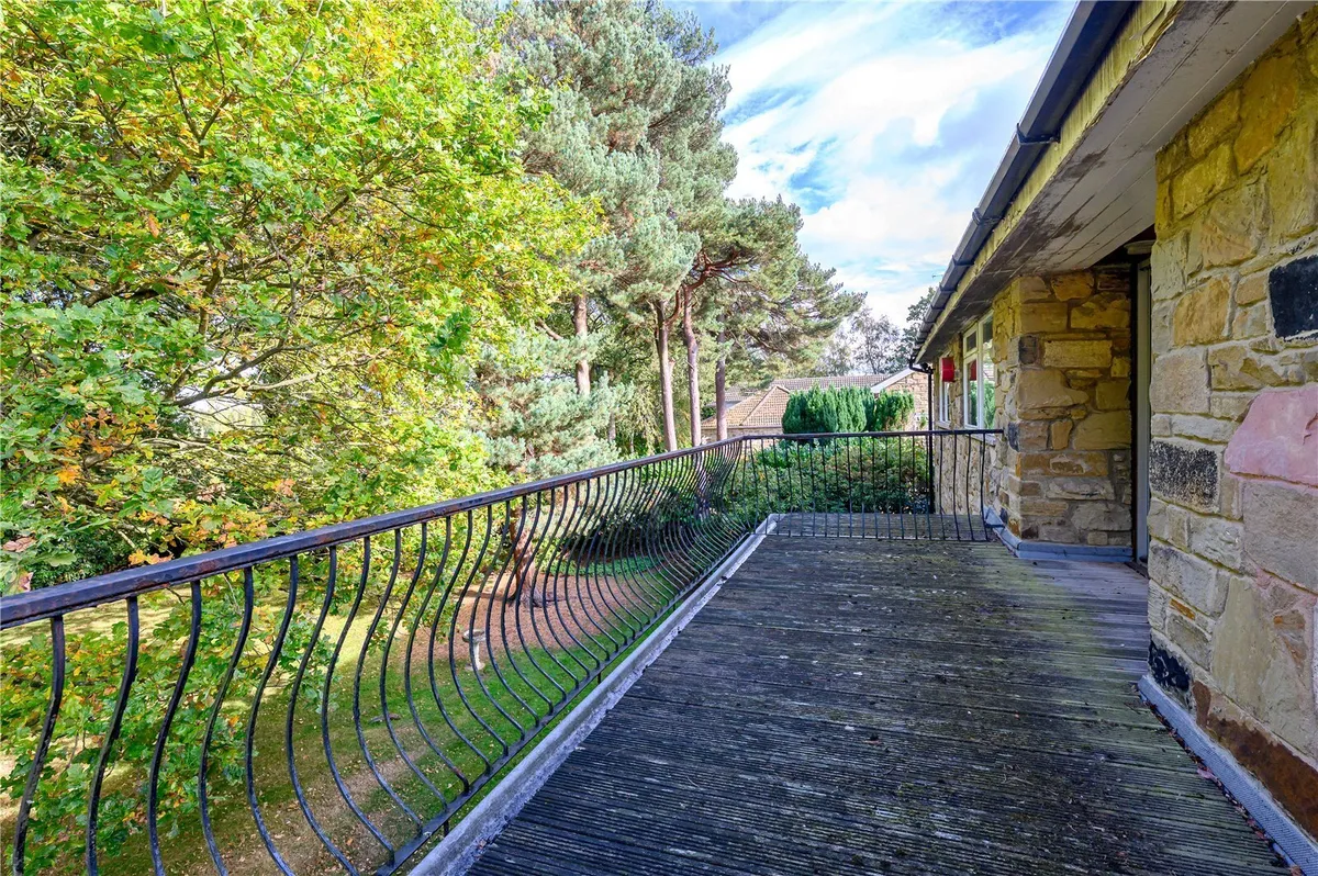 The Glade, Scarcroft, LS14