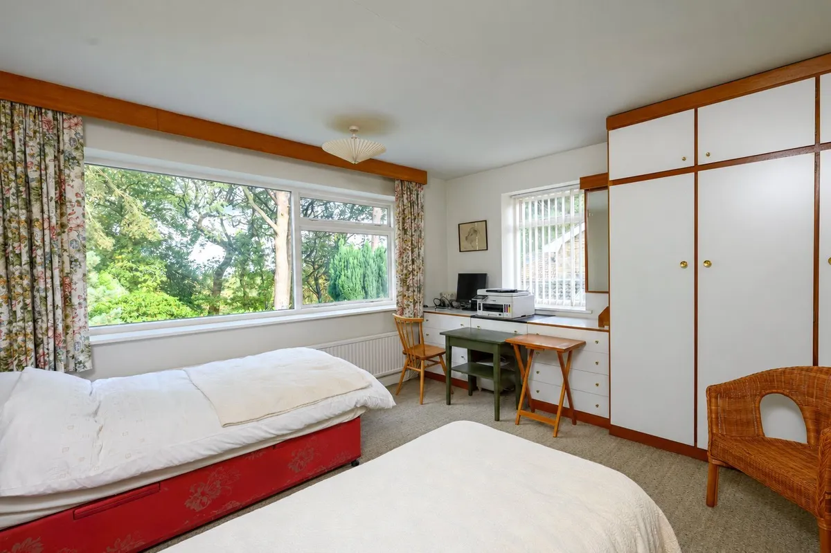 The Glade, Scarcroft, LS14