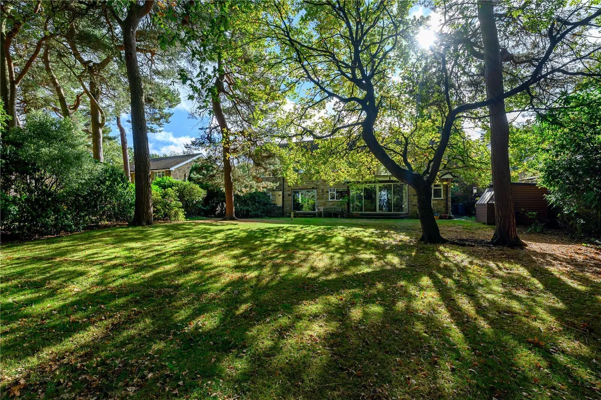 The Glade, Scarcroft, LS14