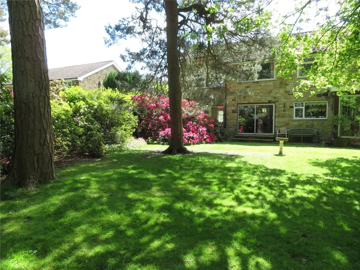 The Glade, Scarcroft, LS14