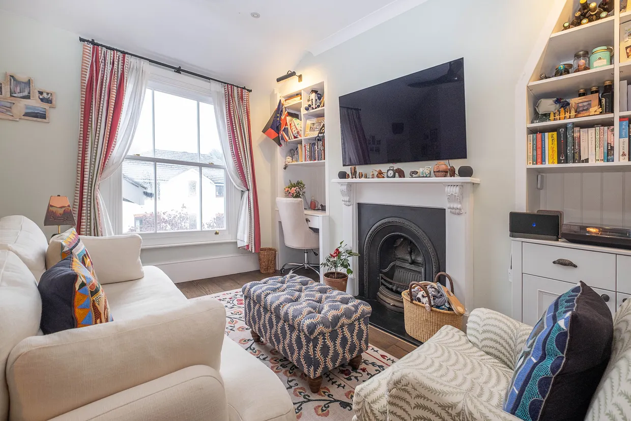 Lower Richmond Road, London, SW14 photo 2