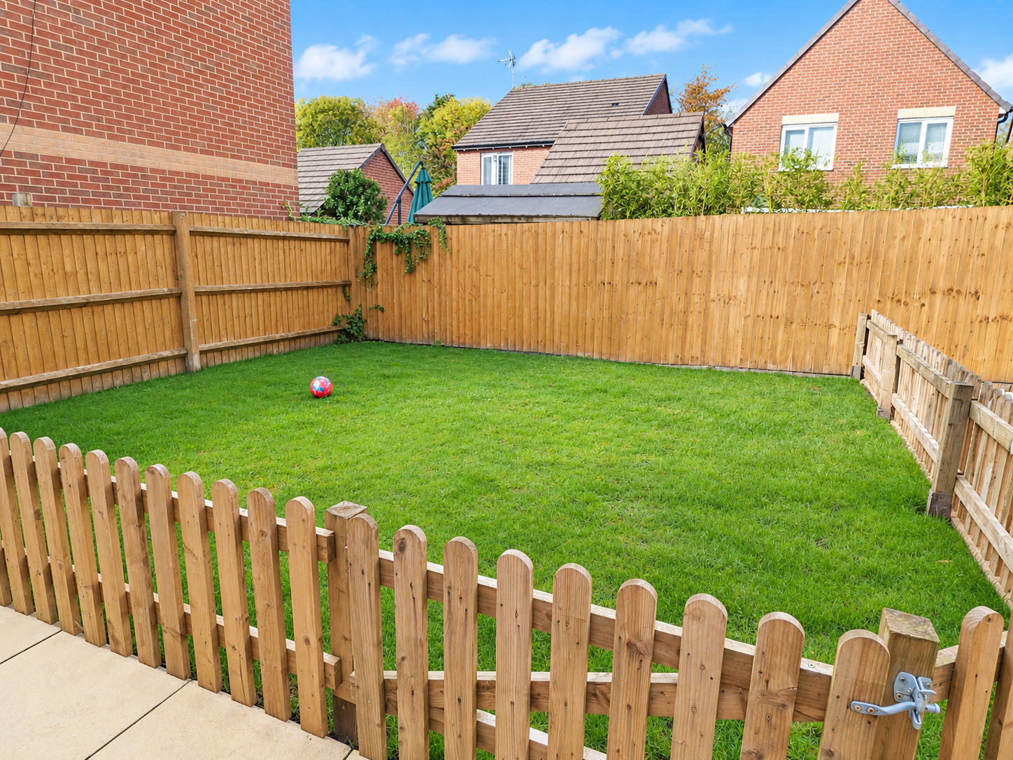 Oakway Drive, Woodville, Swadlincote Image 3