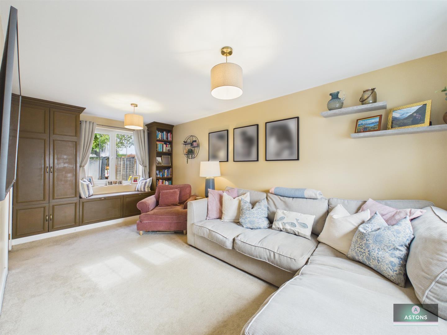 Lucas Close, Maidenbower Image 5