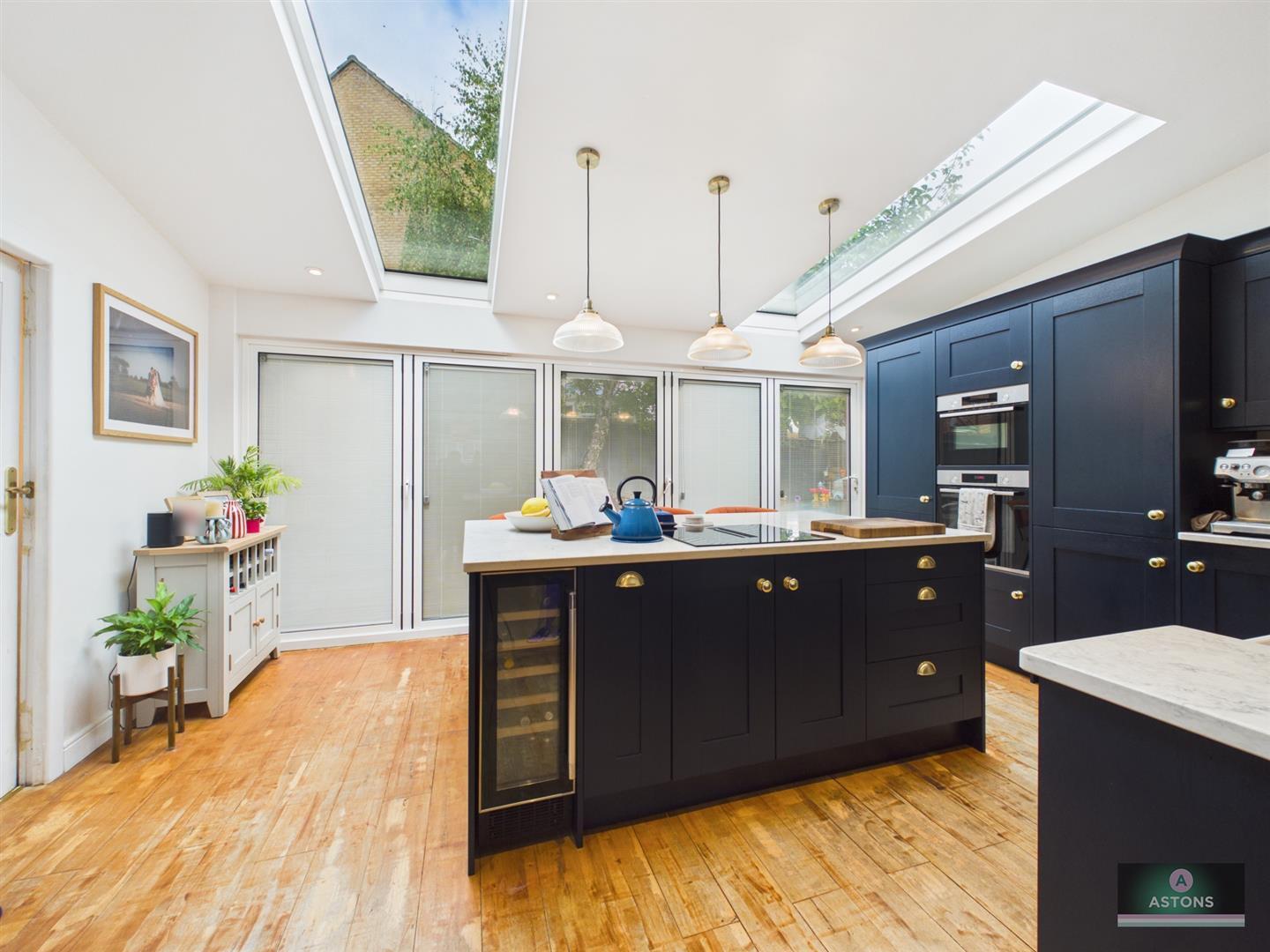 Lucas Close, Maidenbower Image 12