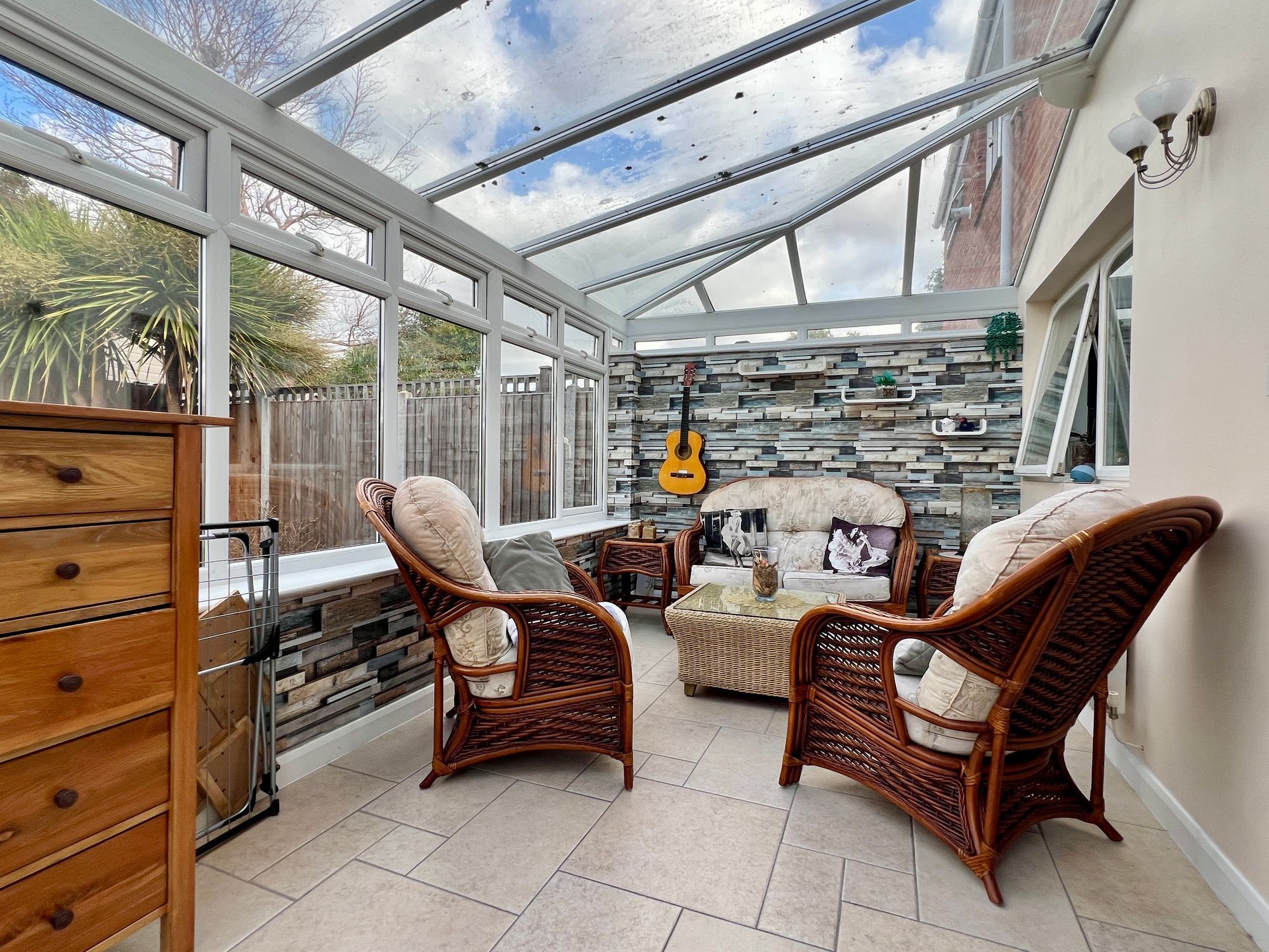 Broughton Close, Taunton Image 4