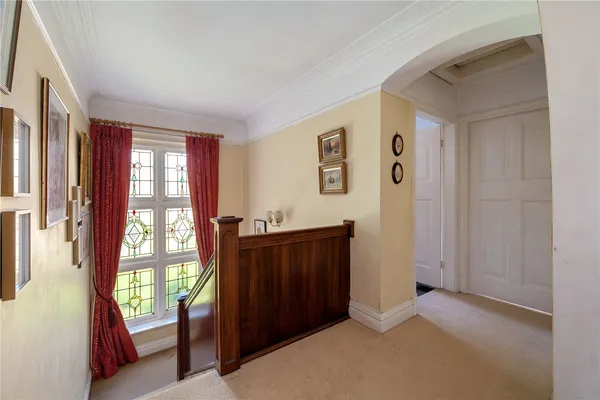 Prestbury Road, Macclesfield, SK10 photo 8