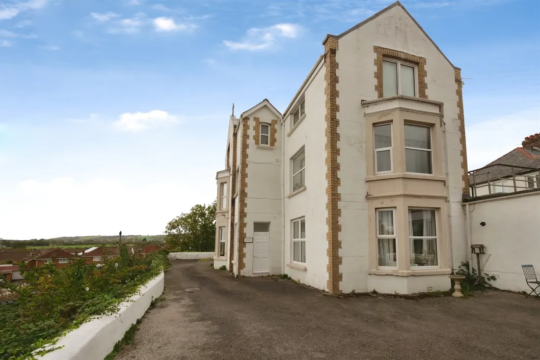 Property photo 9