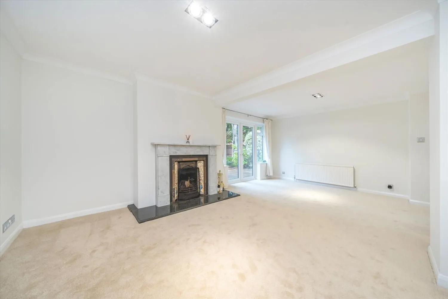 Ellesmere Road, Weybridge, KT13 photo 2