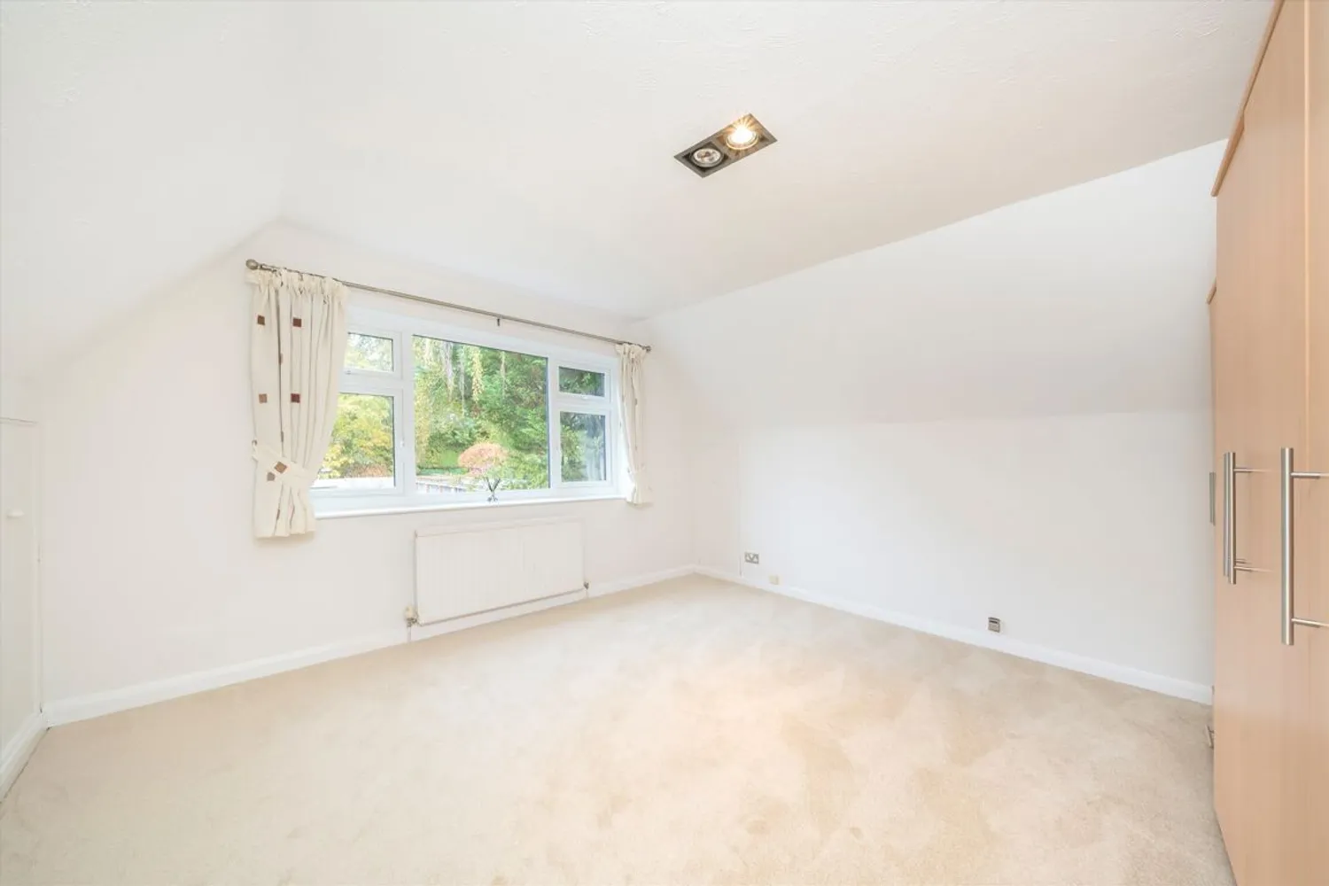 Ellesmere Road, Weybridge, KT13 photo 5