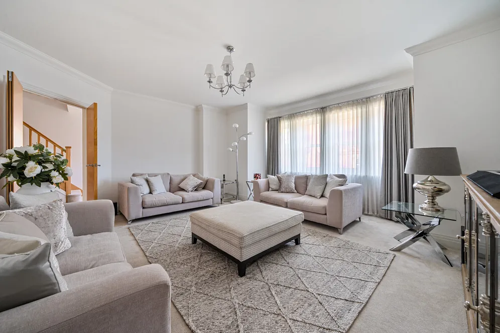 Butterwick Way, Welwyn, AL6 photo 4