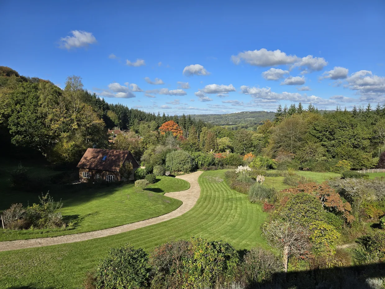 Henley, Haslemere, GU27 photo 24