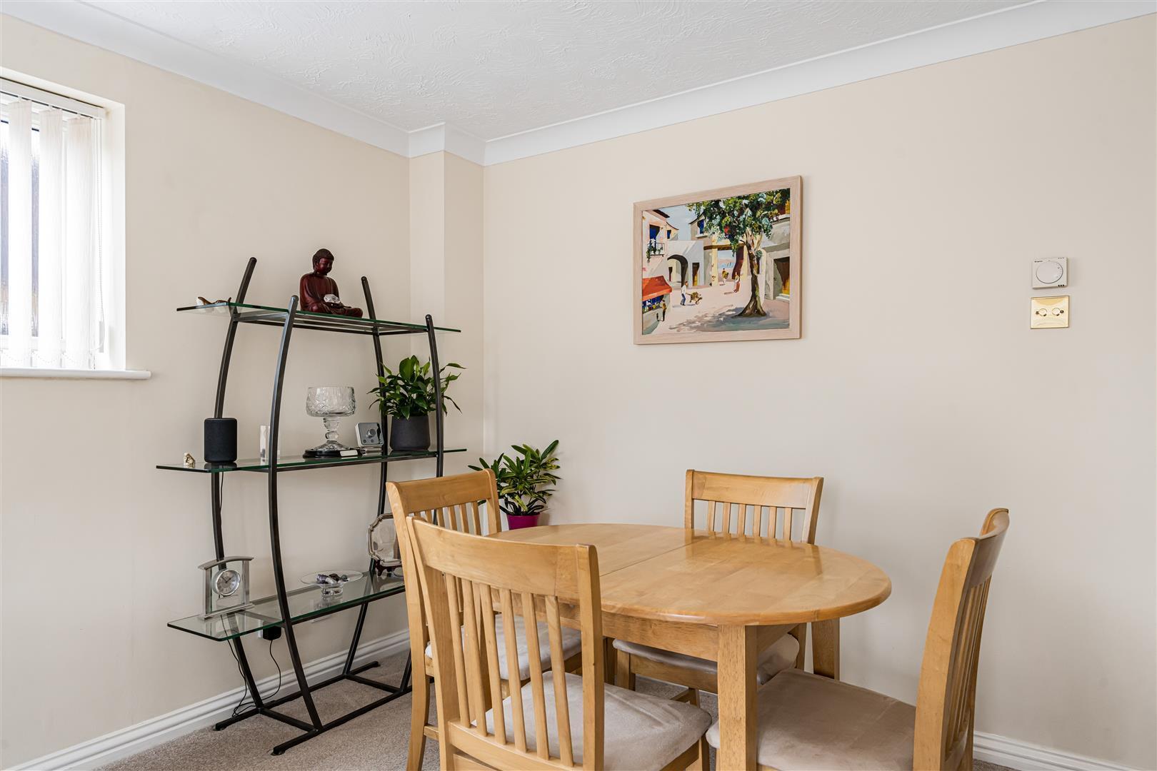 Gowings Green, Cippenham, Slough Image 5