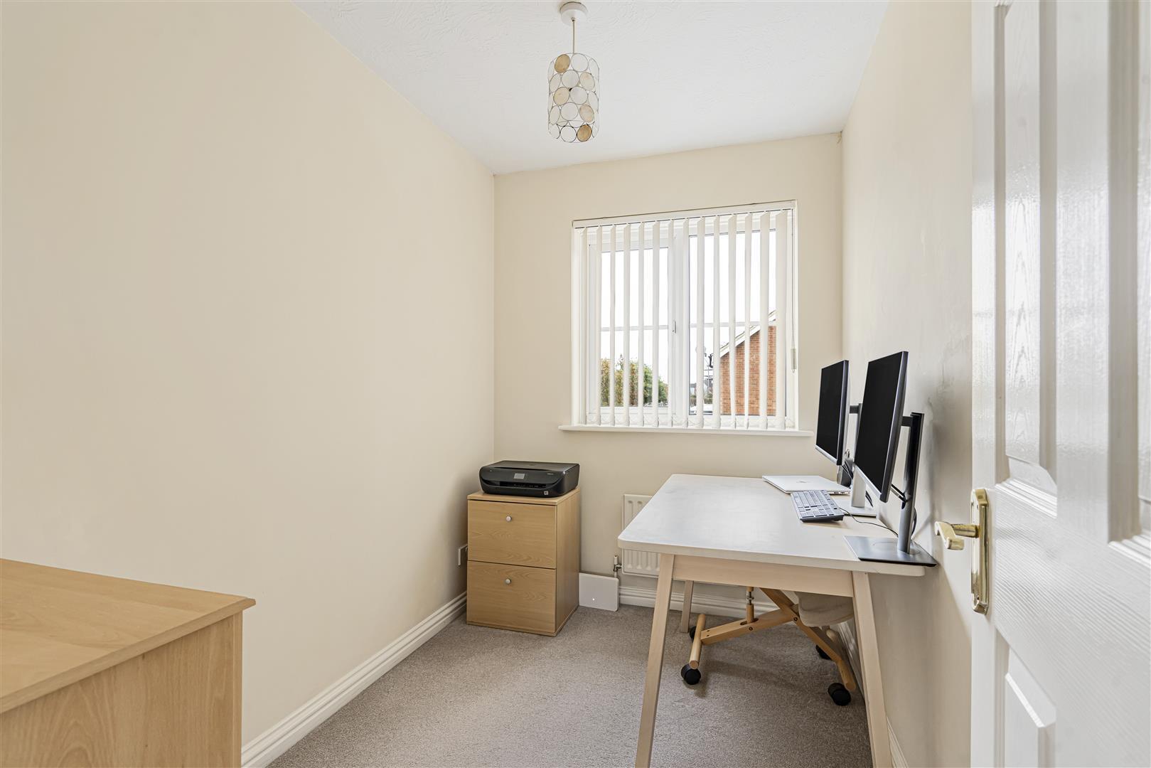 Gowings Green, Cippenham, Slough Image 13
