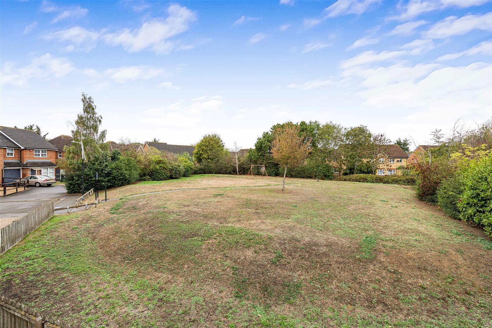 Gowings Green, Cippenham, Slough Image 16