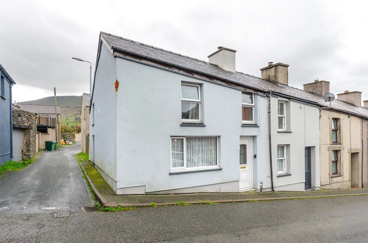 New Street, Deiniolen, Caernarfon, Gwynedd, LL55