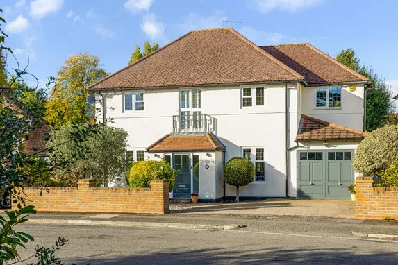 Hookfield, Epsom, KT19