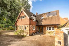 Meredun Close, Hursley, SO21 photo 1
