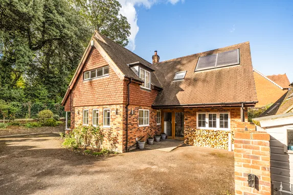 Meredun Close, Hursley, SO21